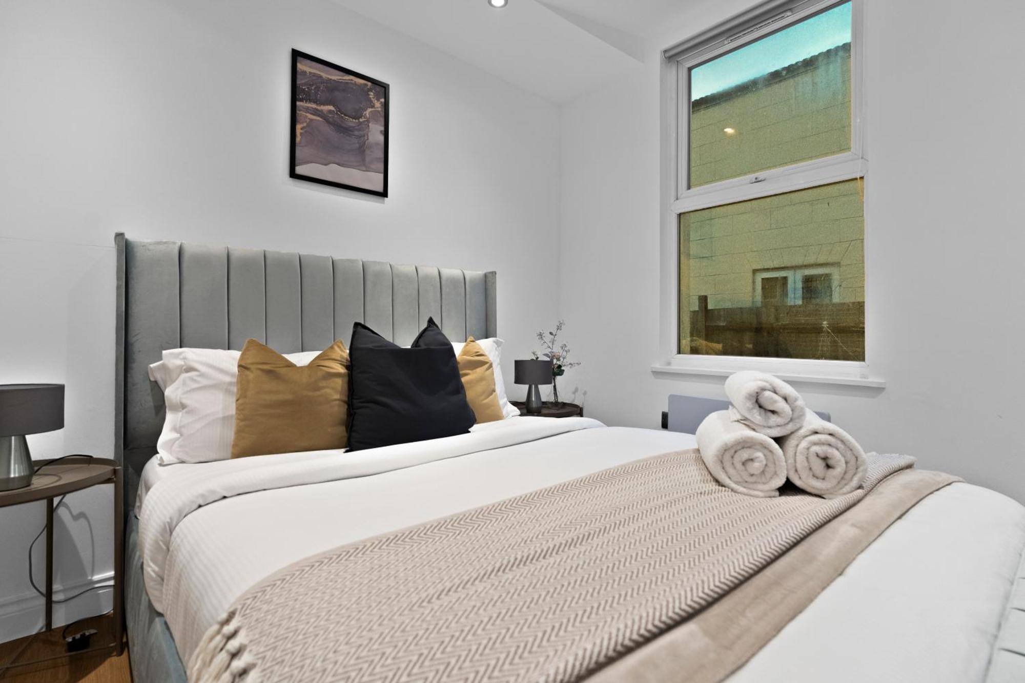 Modern Apartments London With Free Wifi Екстериор снимка