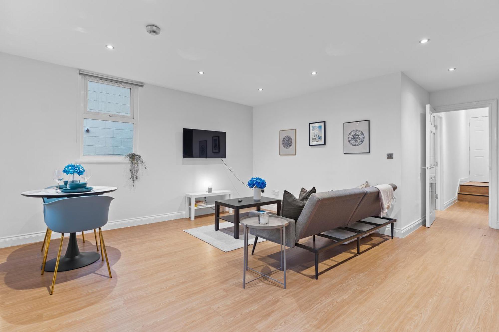 Modern Apartments London With Free Wifi Екстериор снимка