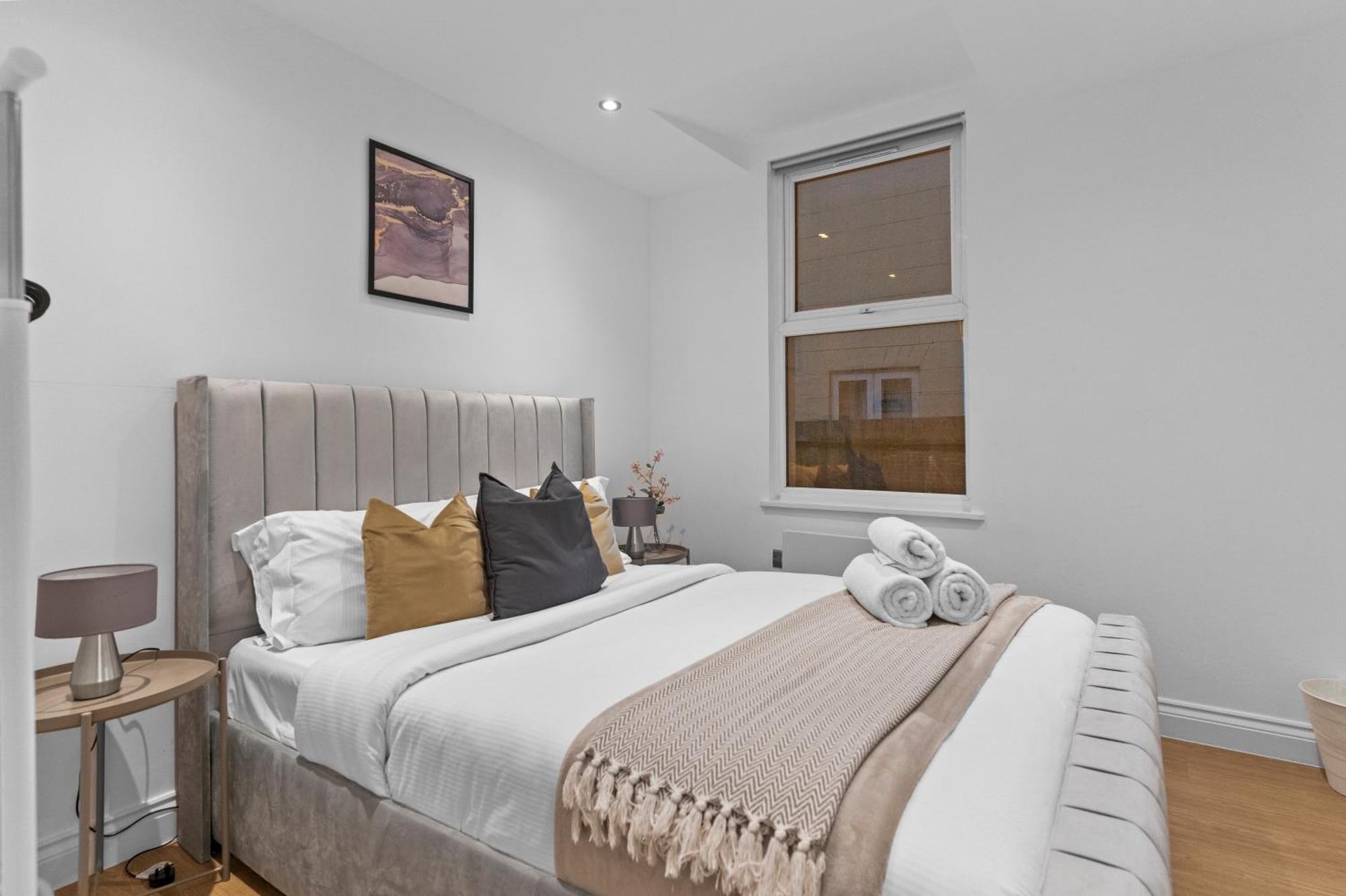 Modern Apartments London With Free Wifi Екстериор снимка