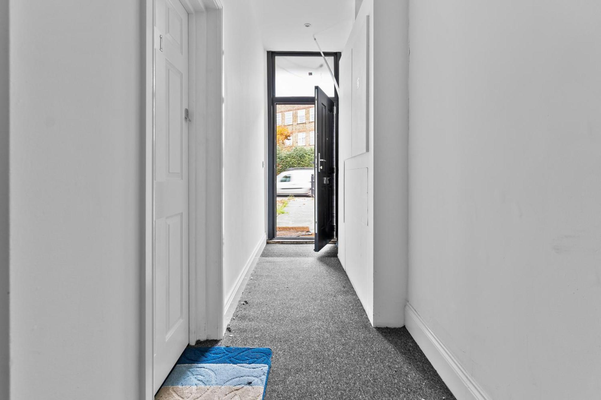 Modern Apartments London With Free Wifi Екстериор снимка