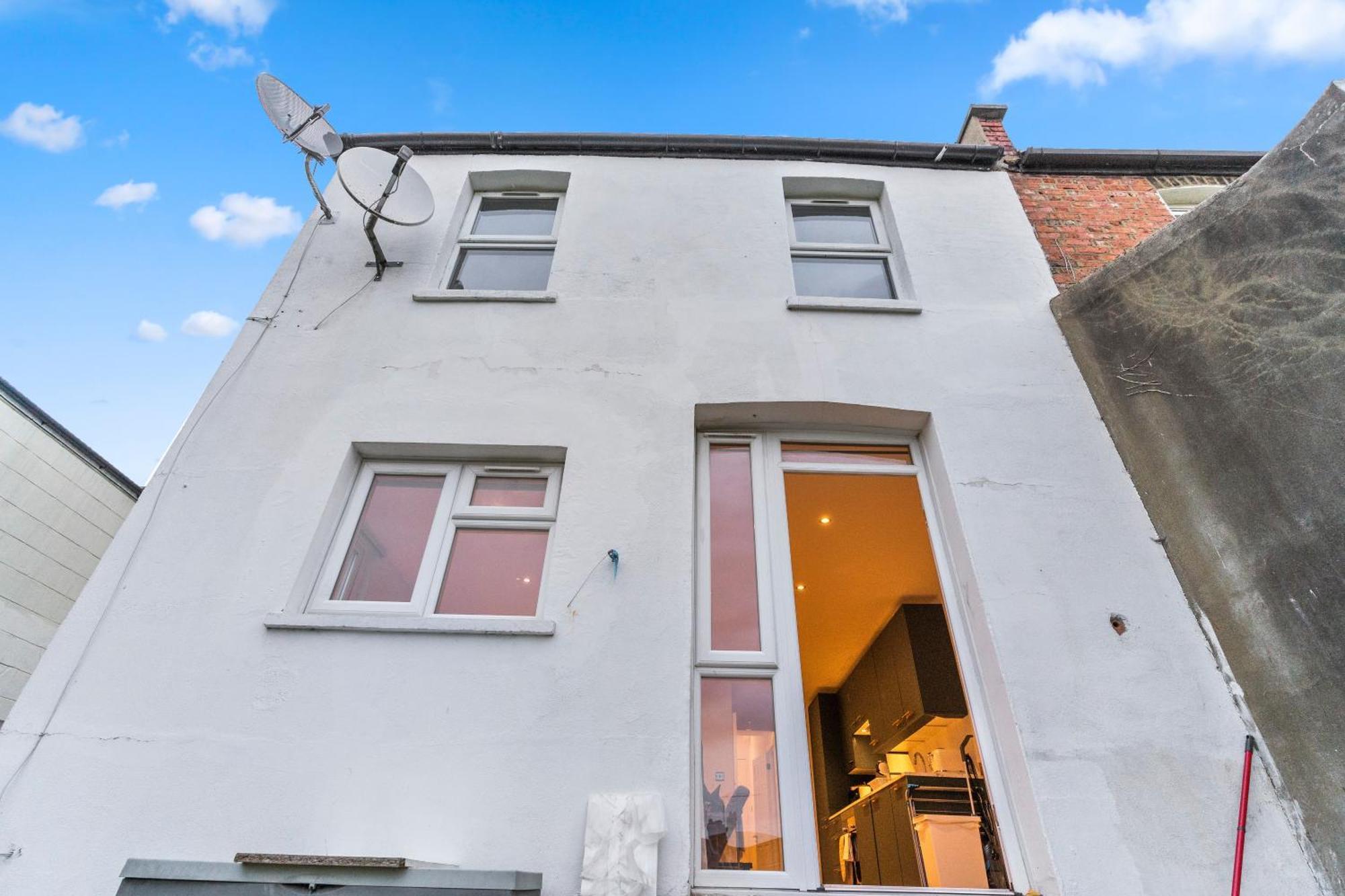 Modern Apartments London With Free Wifi Екстериор снимка