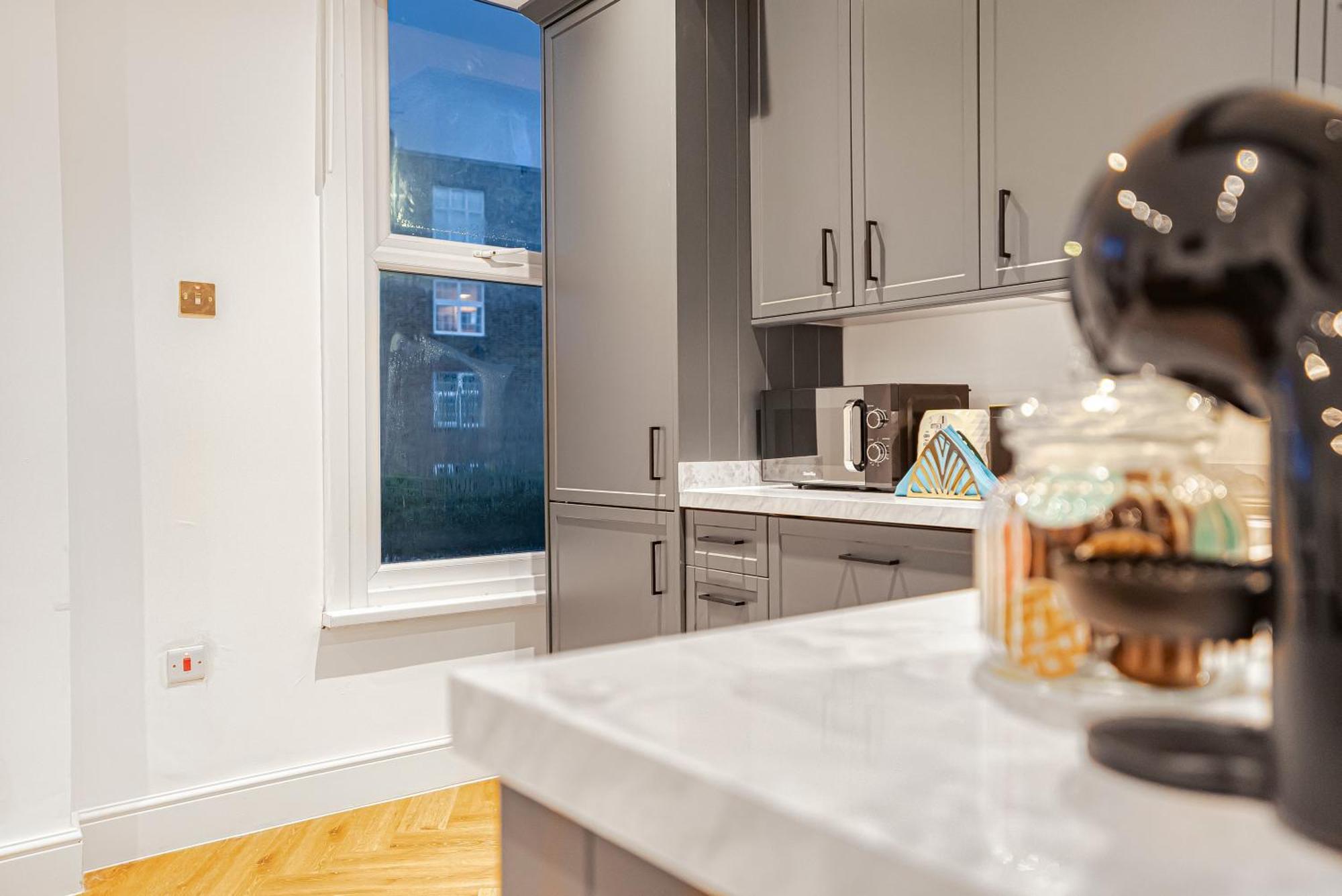 Modern Apartments London With Free Wifi Екстериор снимка