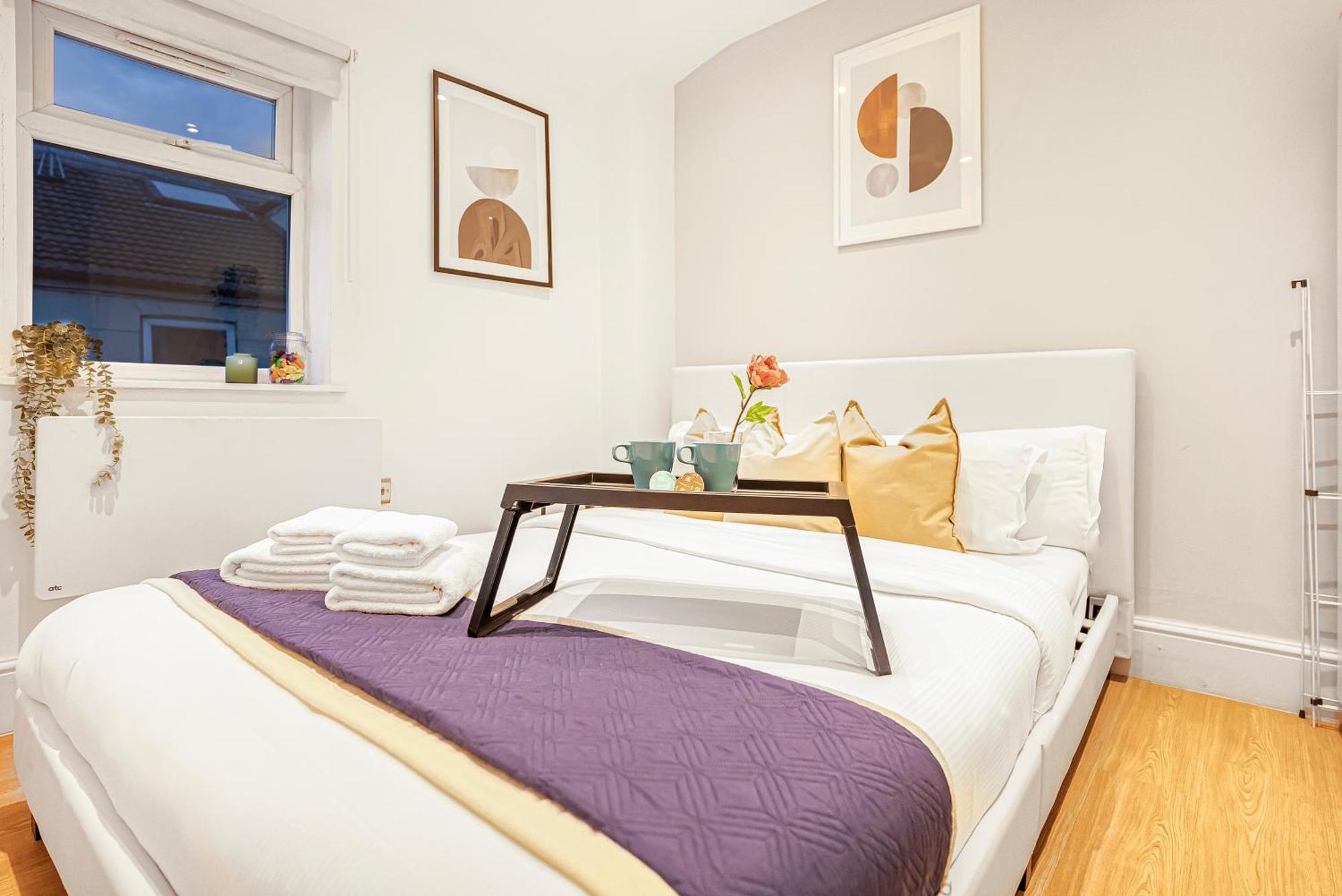 Modern Apartments London With Free Wifi Екстериор снимка