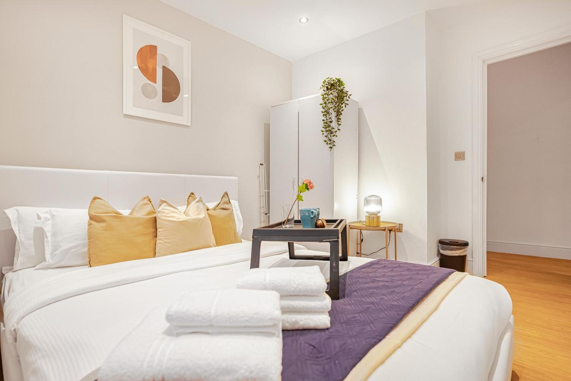 Modern Apartments London With Free Wifi Екстериор снимка