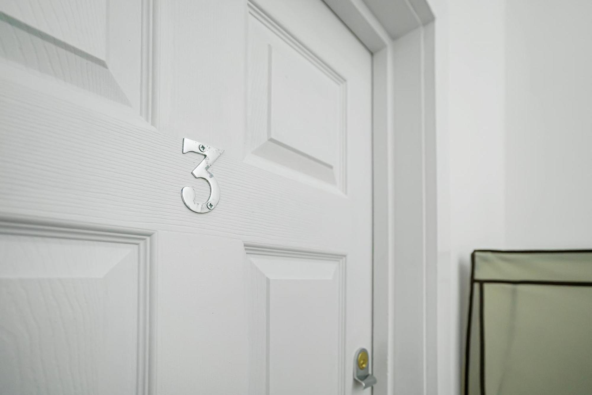 Modern Apartments London With Free Wifi Екстериор снимка