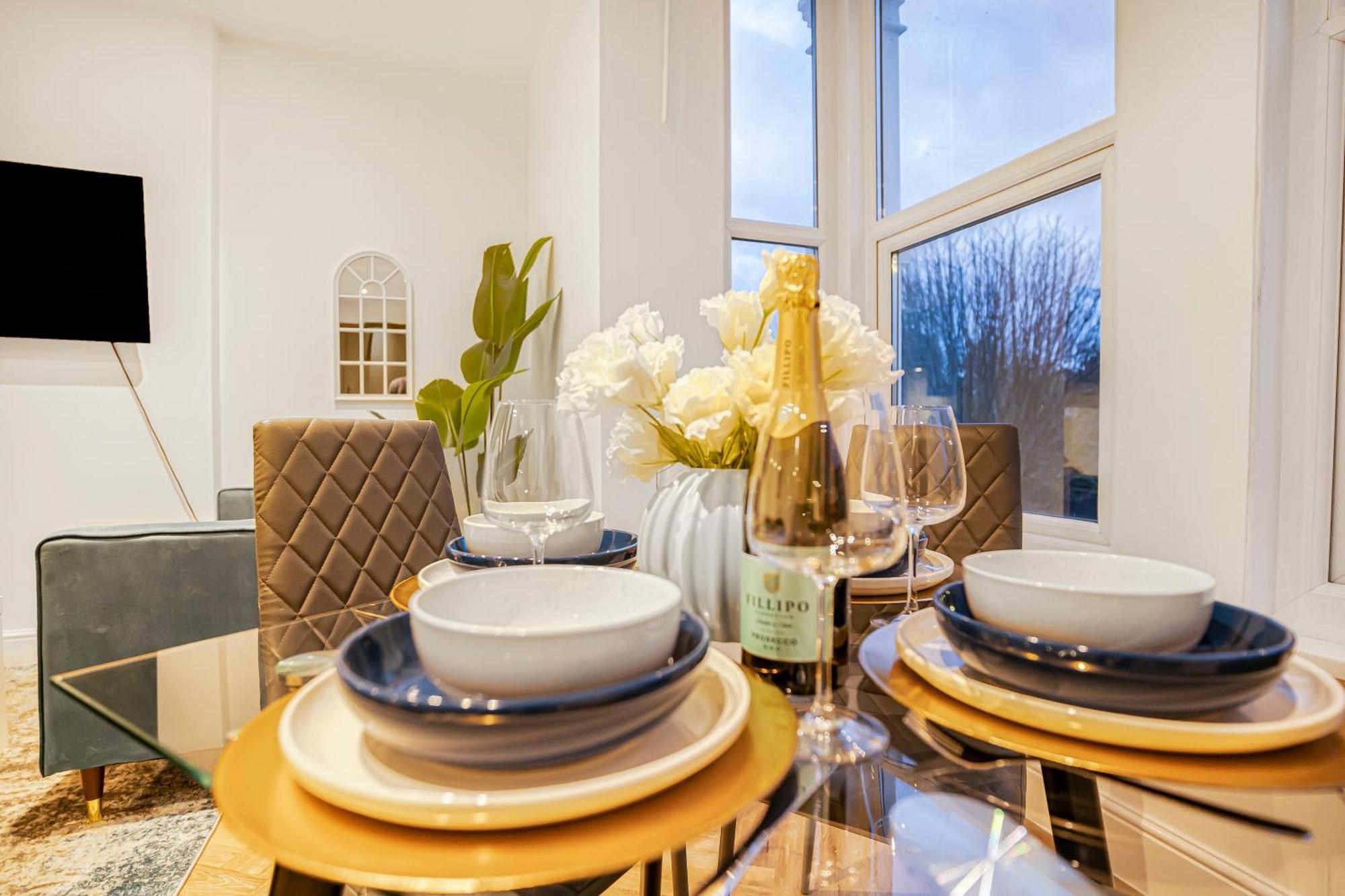 Modern Apartments London With Free Wifi Екстериор снимка